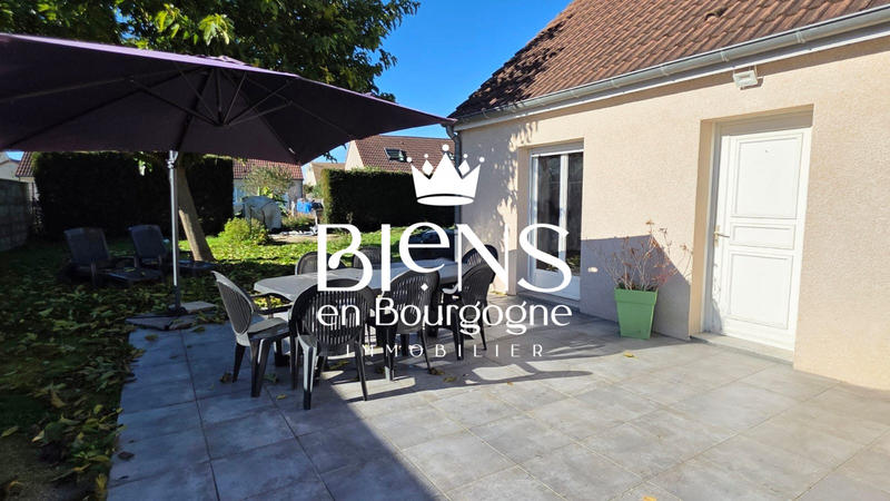 Maison - 105 m² - 6 pièces