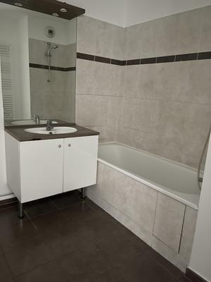 Appartement - 57 m² - 3 pièces