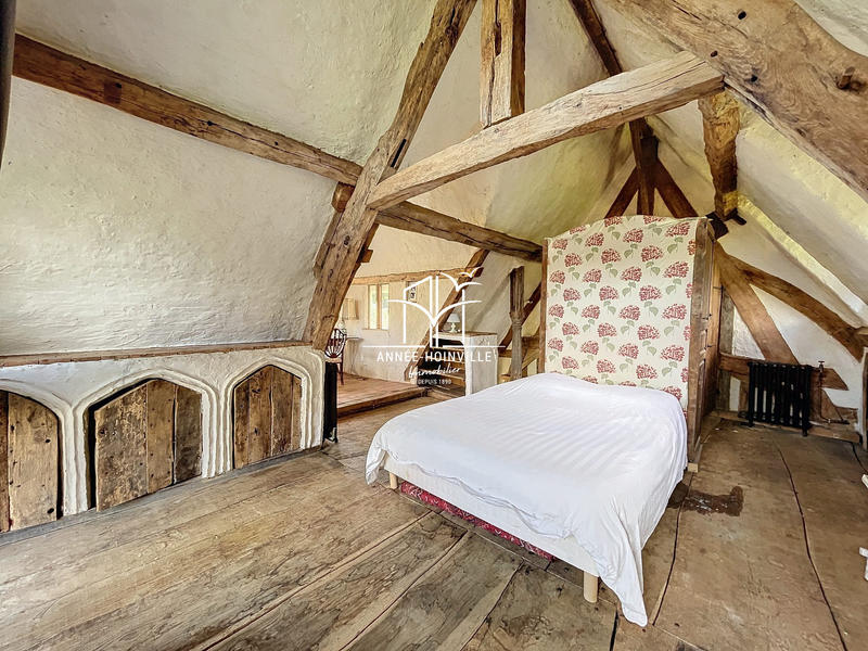 Maison - 245 m² - 8 pièces