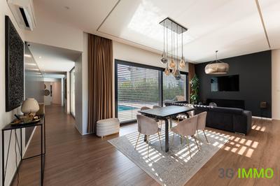 Maison - 190 m² - 6 pièces