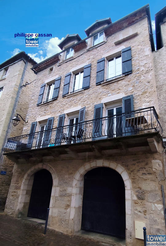 Maison - 158 m² - 7 pièces