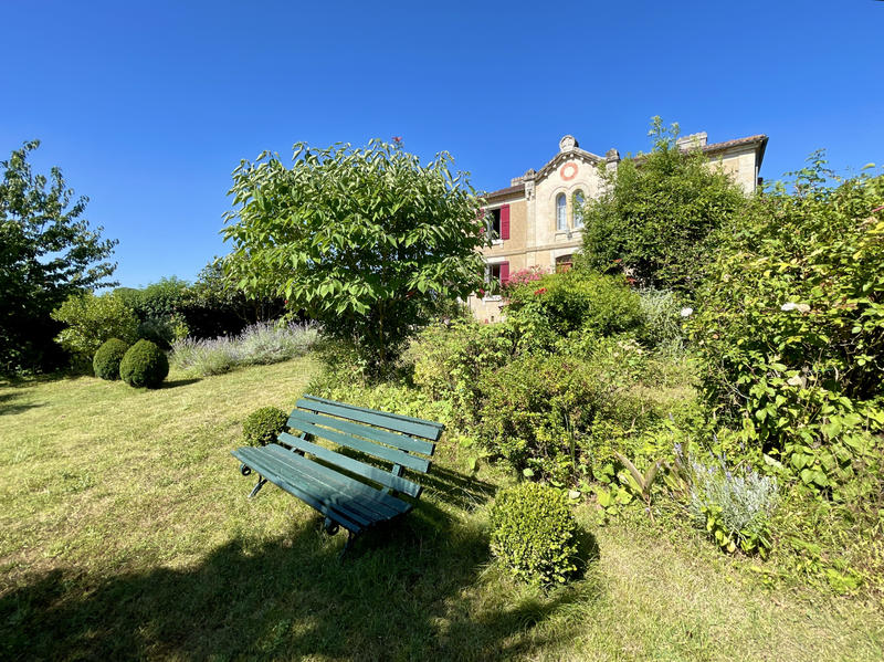 Maison de village - 193 m² - 9 pièces