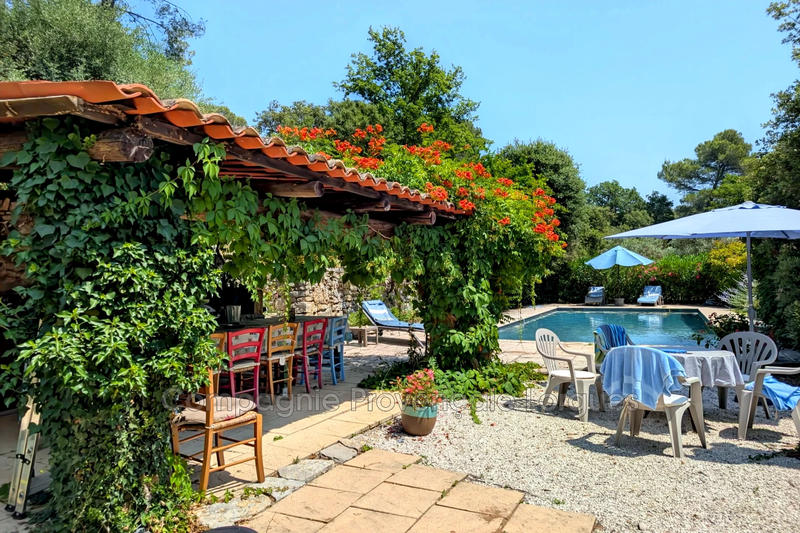 Maison - 162 m² - 5 pièces