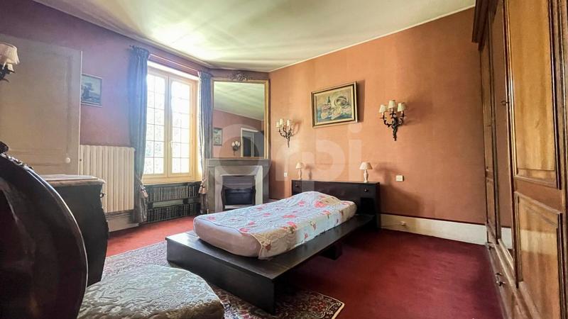 Maison de maîtres - 230 m² - 9 pièces