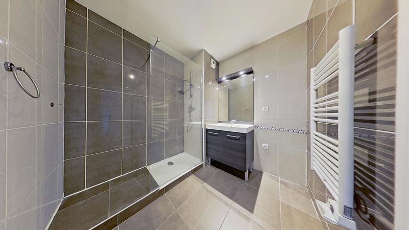 Appartement - 77 m² - 4 pièces