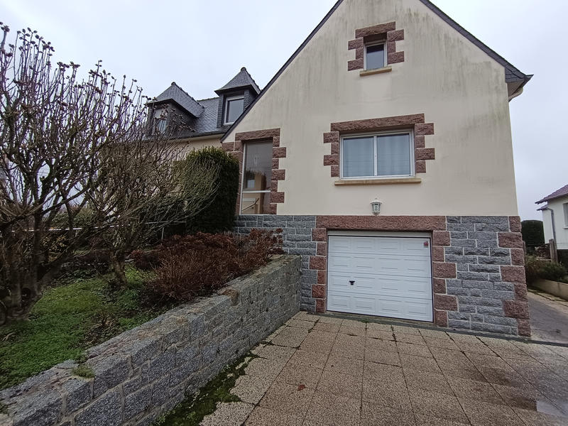 Maison - 171 m² - 7 pièces