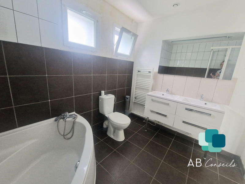 Maison contemporaine - 123 m² - 4 pièces