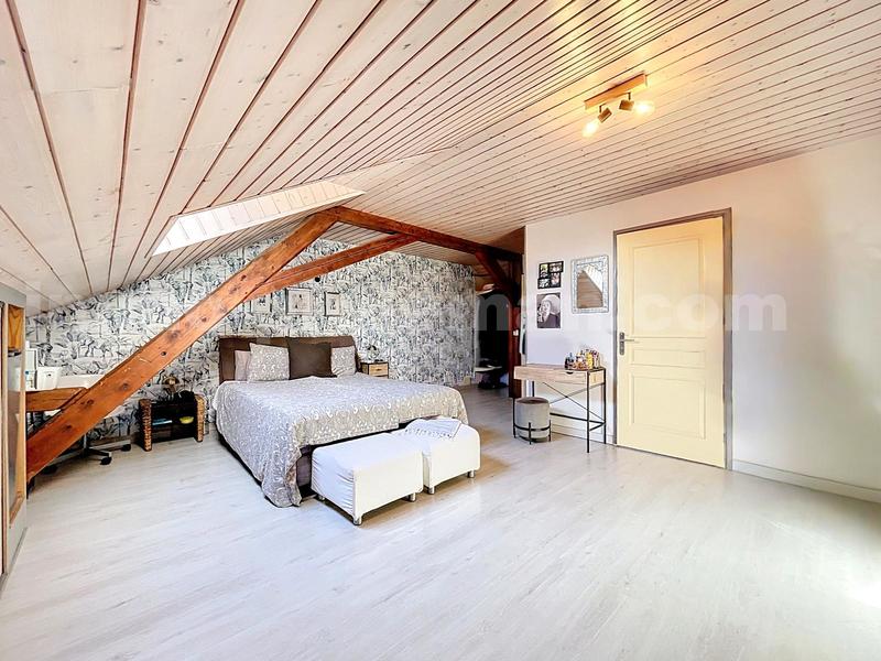 Maison - 145 m² - 5 pièces