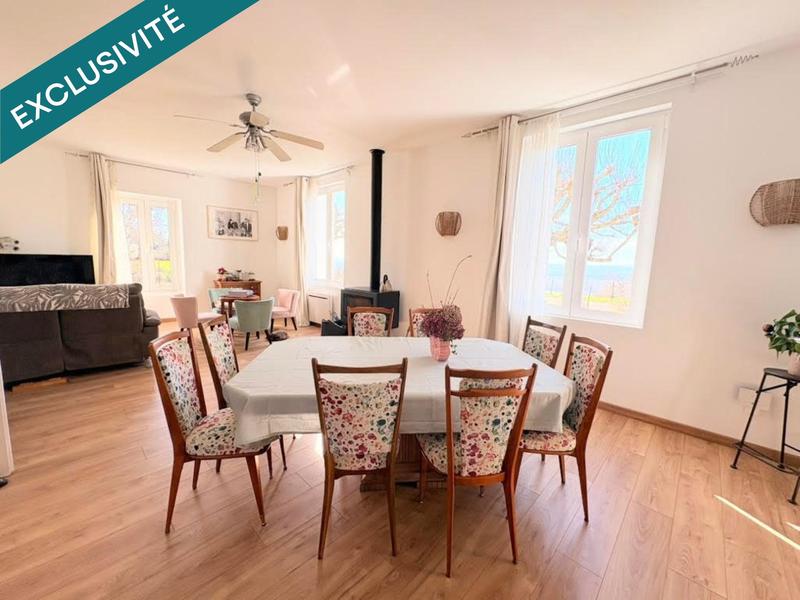 Maison - 213 m² - 7 pièces