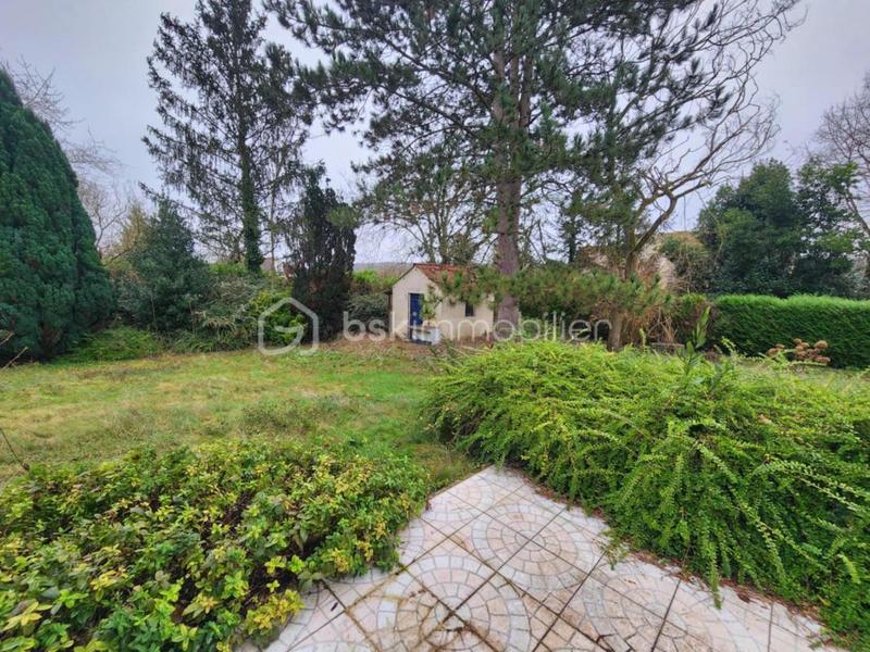 Maison traditionnelle - 98 m² - 4 pièces