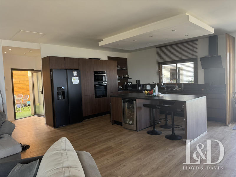 Maison - 160 m² - 4 pièces