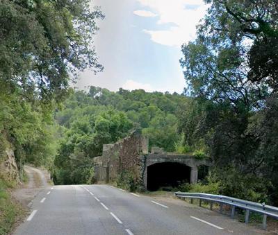 Maison - 330 m² - 5 pièces