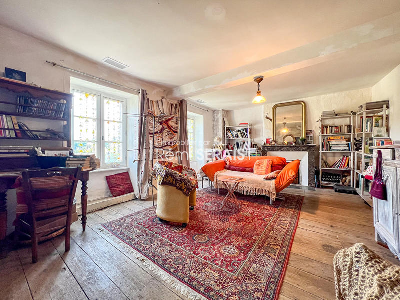 Maison - 137 m² - 6 pièces