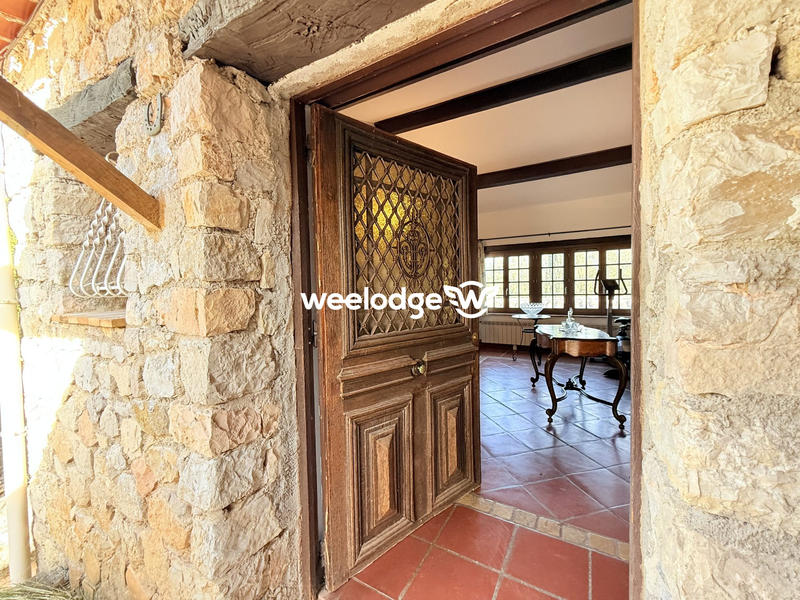 Maison ancienne - 229 m² - 7 pièces