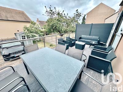 Maison - 98 m² - 5 pièces