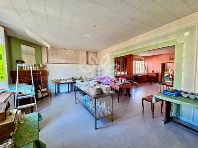 Immeuble - 305 m² - 20 pièces