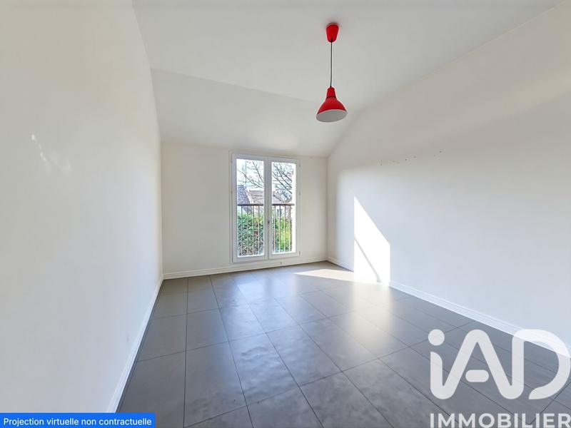 Maison - 104 m² - 4 pièces