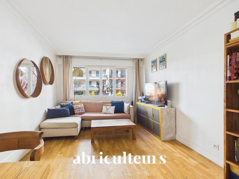 Appartement ancien - 65 m² - 3 pièces