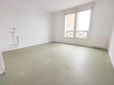 Studio - 24 m² - 1 pièce