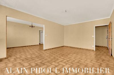 Appartement - 94 m² - 5 pièces