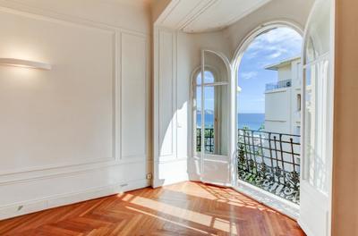 Appartement bourgeois - 115 m² - 4 pièces