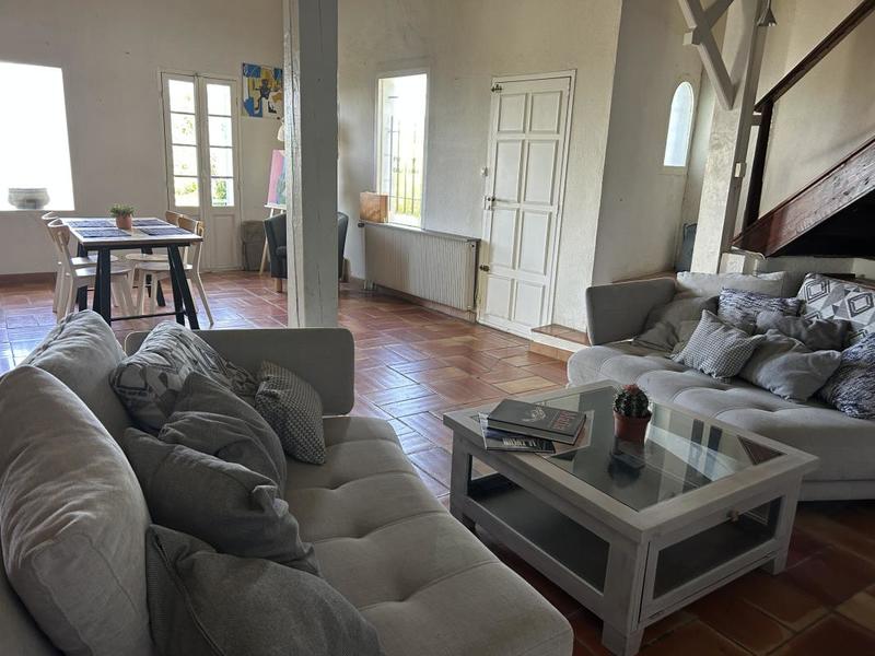 Maison - 201 m² - 5 pièces