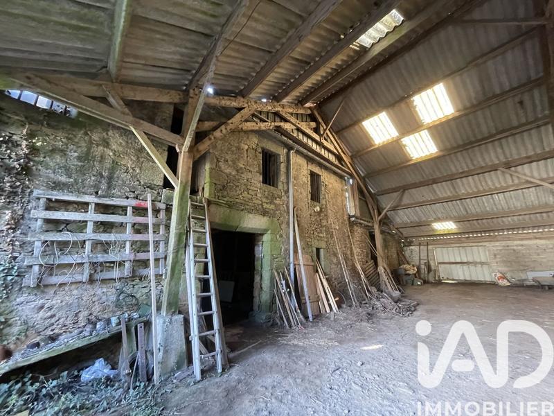 Maison - 250 m² - 10 pièces