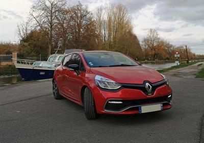 Renault Clio IV Rs Trophy 220 n°1066 Full
