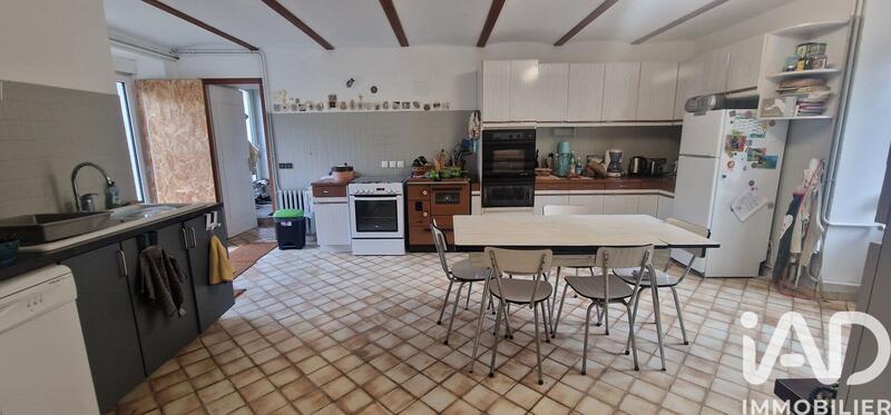 Maison de village - 271 m² - 8 pièces