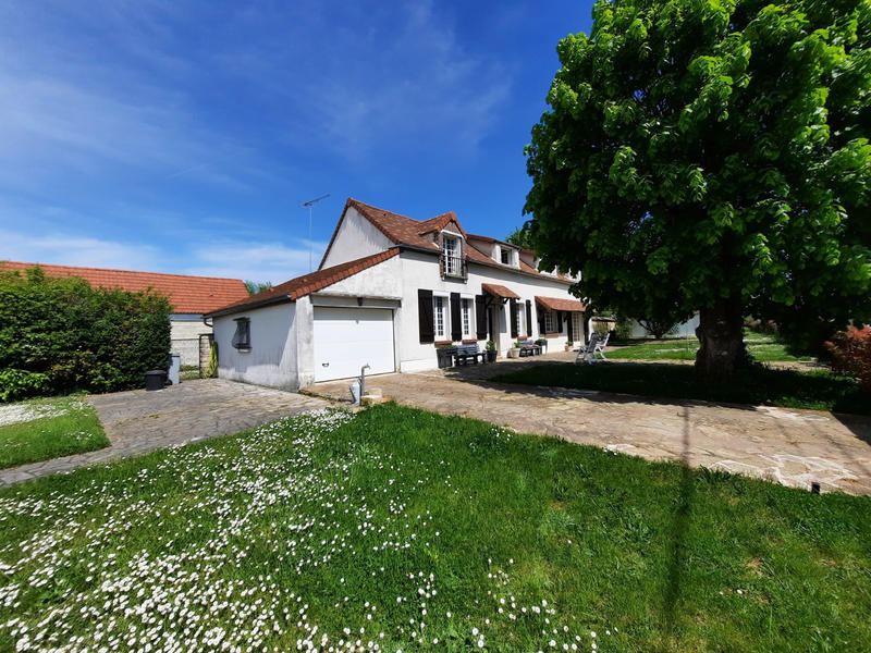 Maison - 145 m² - 5 pièces