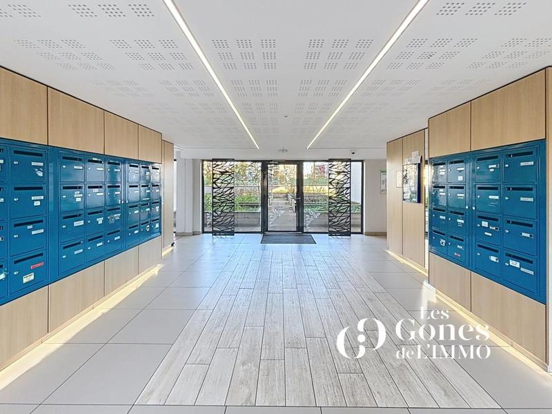 Appartement - 89 m² - 4 pièces