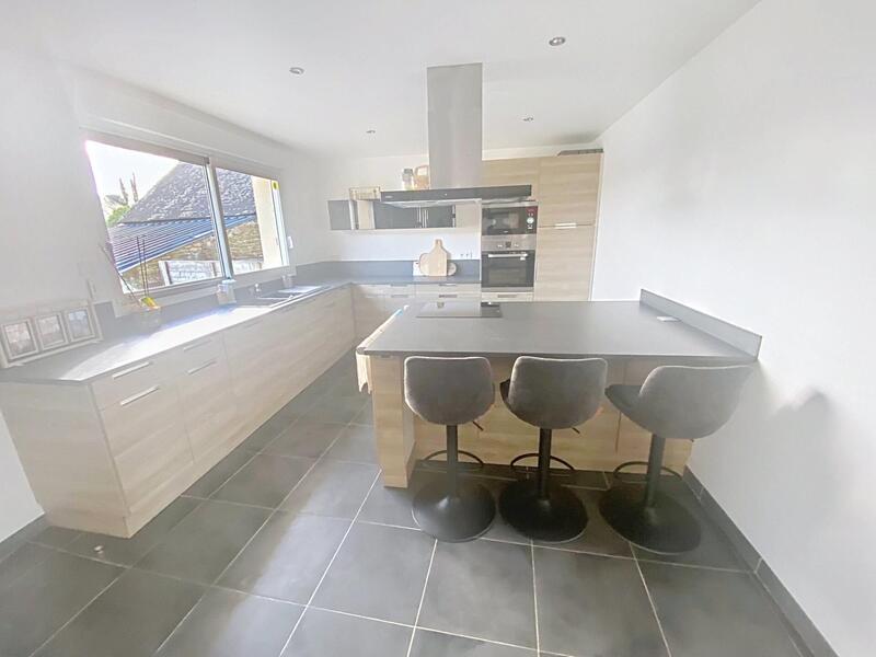 Maison - 156 m² - 6 pièces