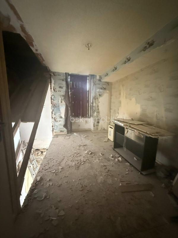 Maison - 80 m² - 6 pièces