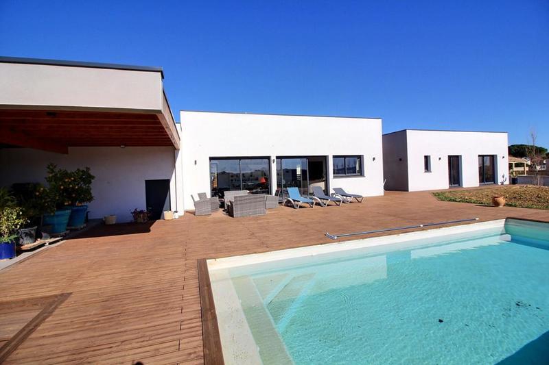 Maison - 182 m² - 5 pièces