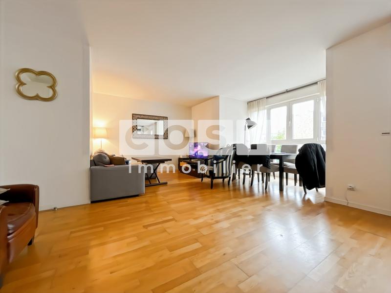 Appartement - 82 m² - 4 pièces