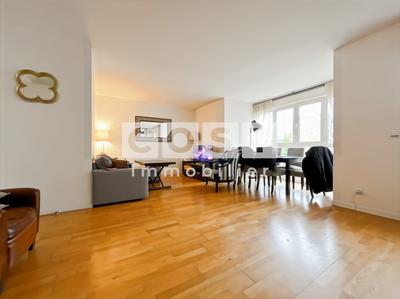 Appartement - 82 m² - 4 pièces