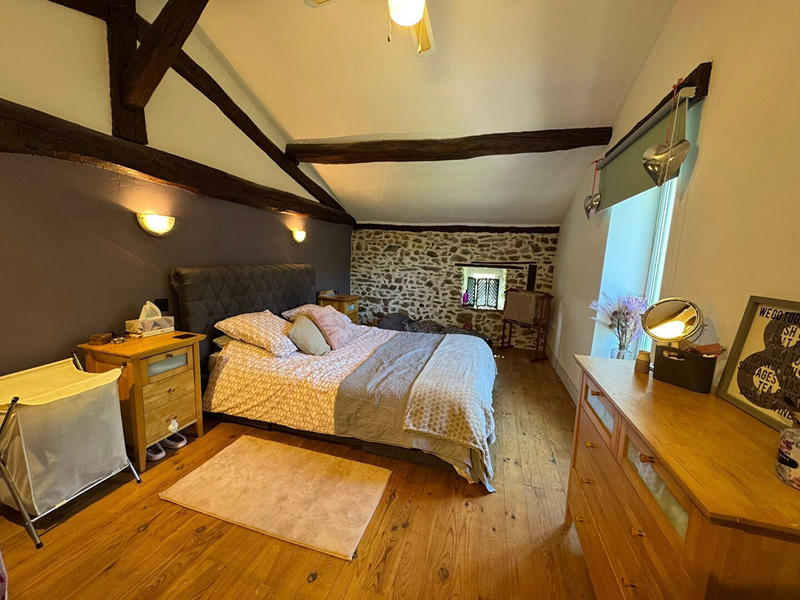 Maison - 151 m² - 6 pièces