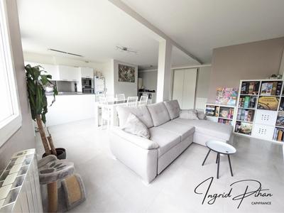 Appartement - 77 m² - 4 pièces