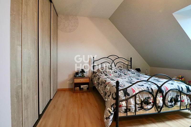 Maison - 104 m² - 5 pièces