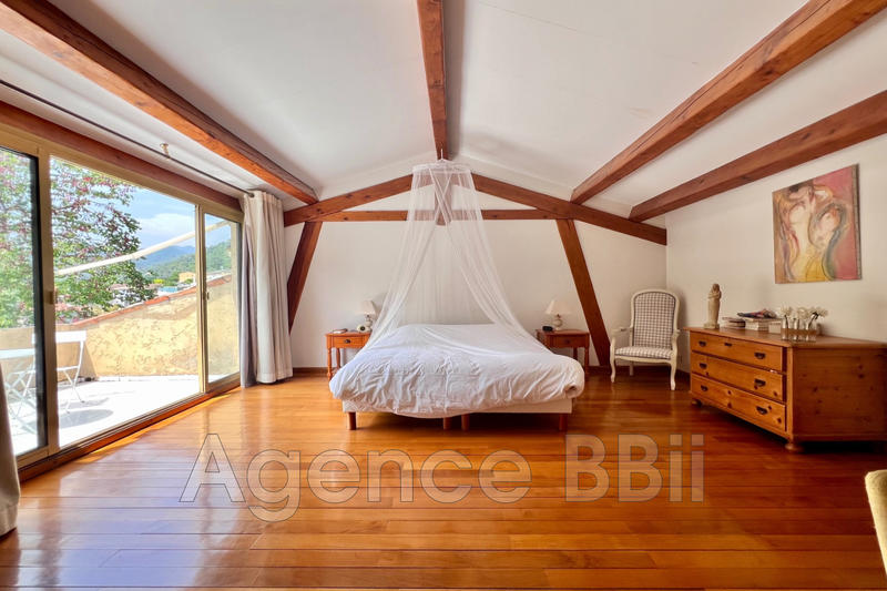 Villa - 276 m² - 7 pièces