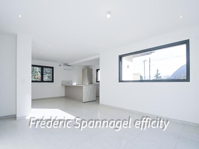 Maison - 113 m² - 5 pièces