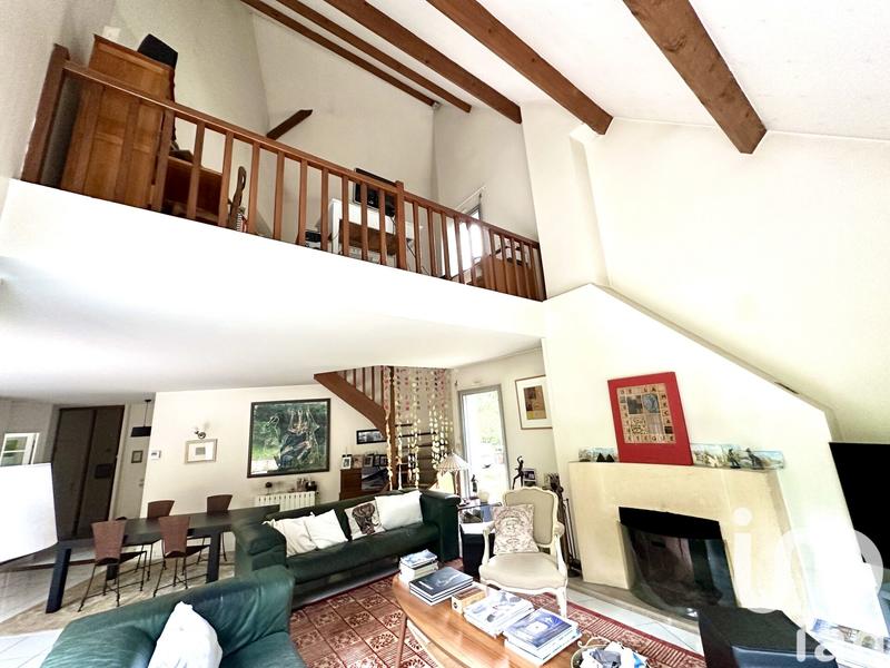 Maison de maîtres - 194 m² - 8 pièces