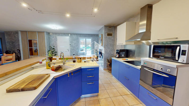 Maison - 150 m² - 7 pièces