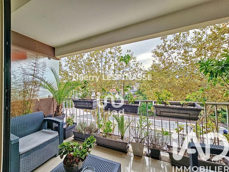 Appartement - 67 m² - 3 pièces