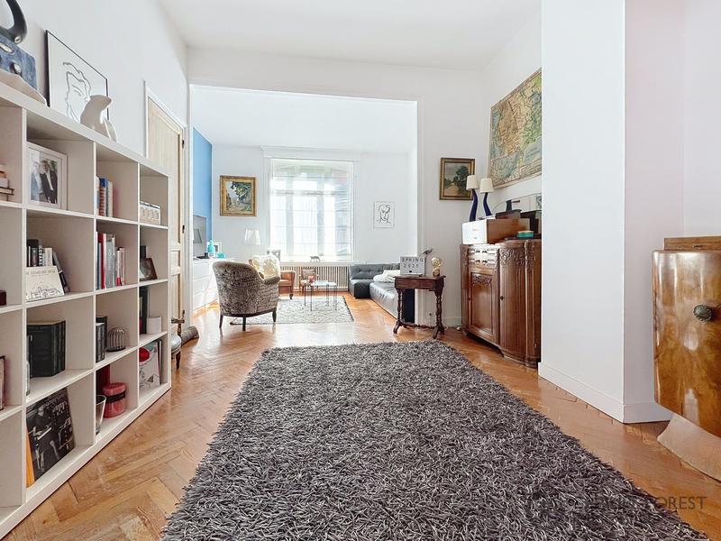 Maison - 163 m² - 8 pièces