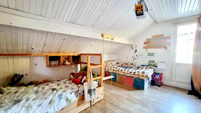 Maison - 122 m² - 4 pièces