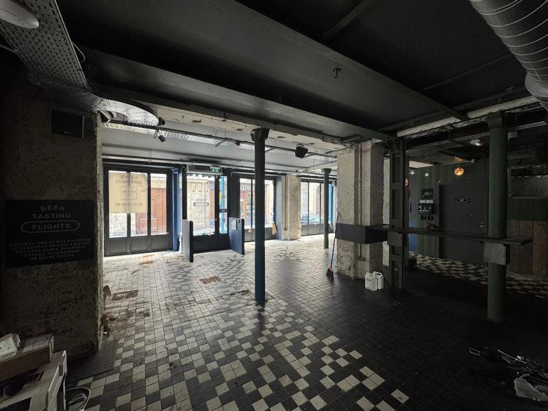 Local commercial - 170 m²