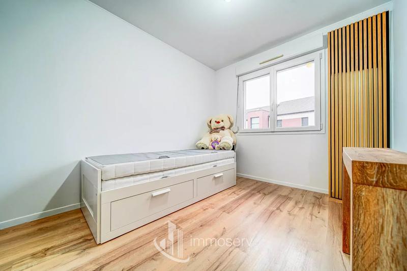 Maison - 106 m² - 6 pièces