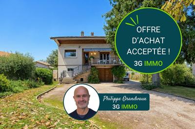 Maison traditionnelle - 191 m² - 7 pièces