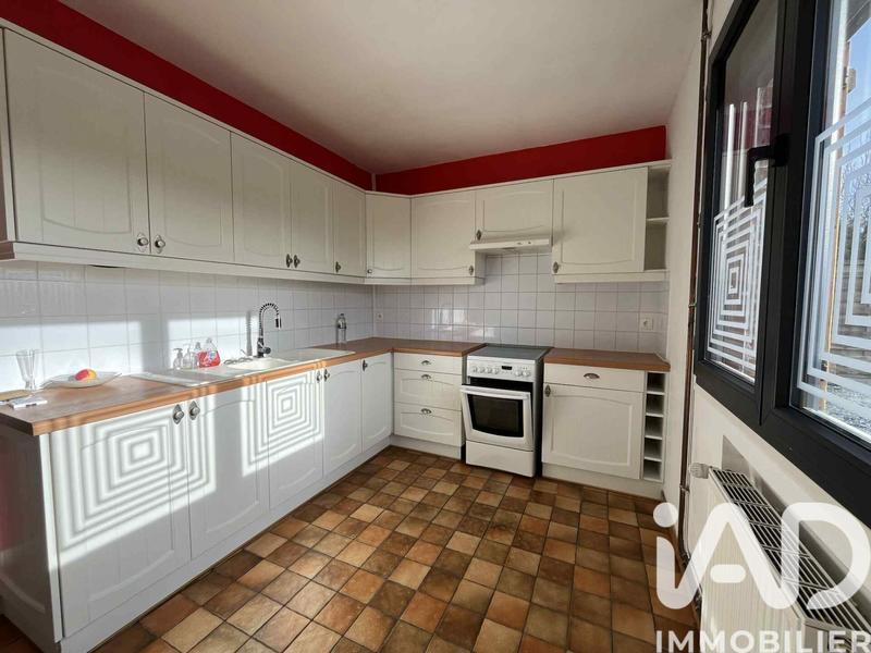 Maison - 95 m² - 5 pièces